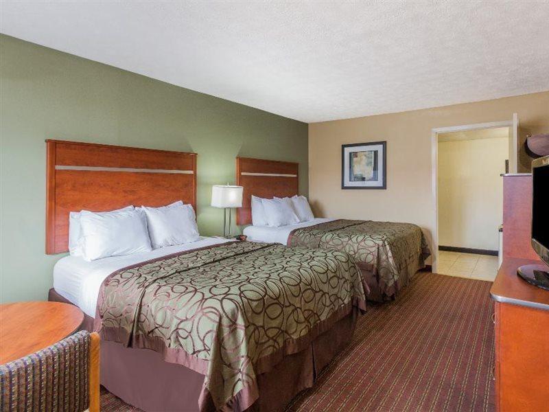 Baymont By Wyndham Pigeon Forge Near Island Drive Hotel Buitenkant foto