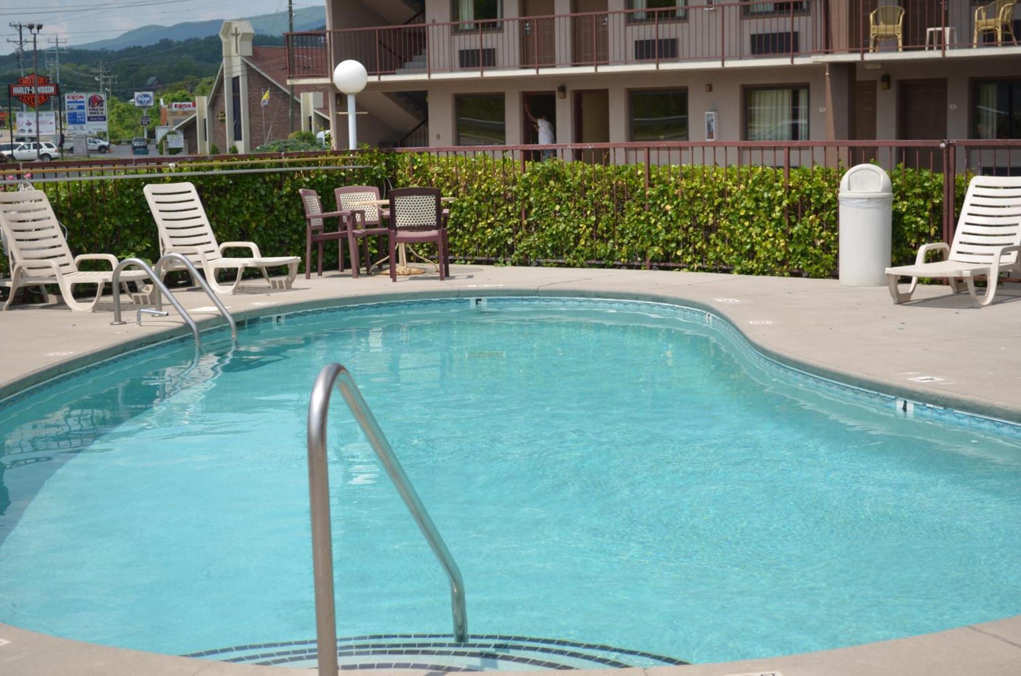 Baymont By Wyndham Pigeon Forge Near Island Drive Hotel Buitenkant foto